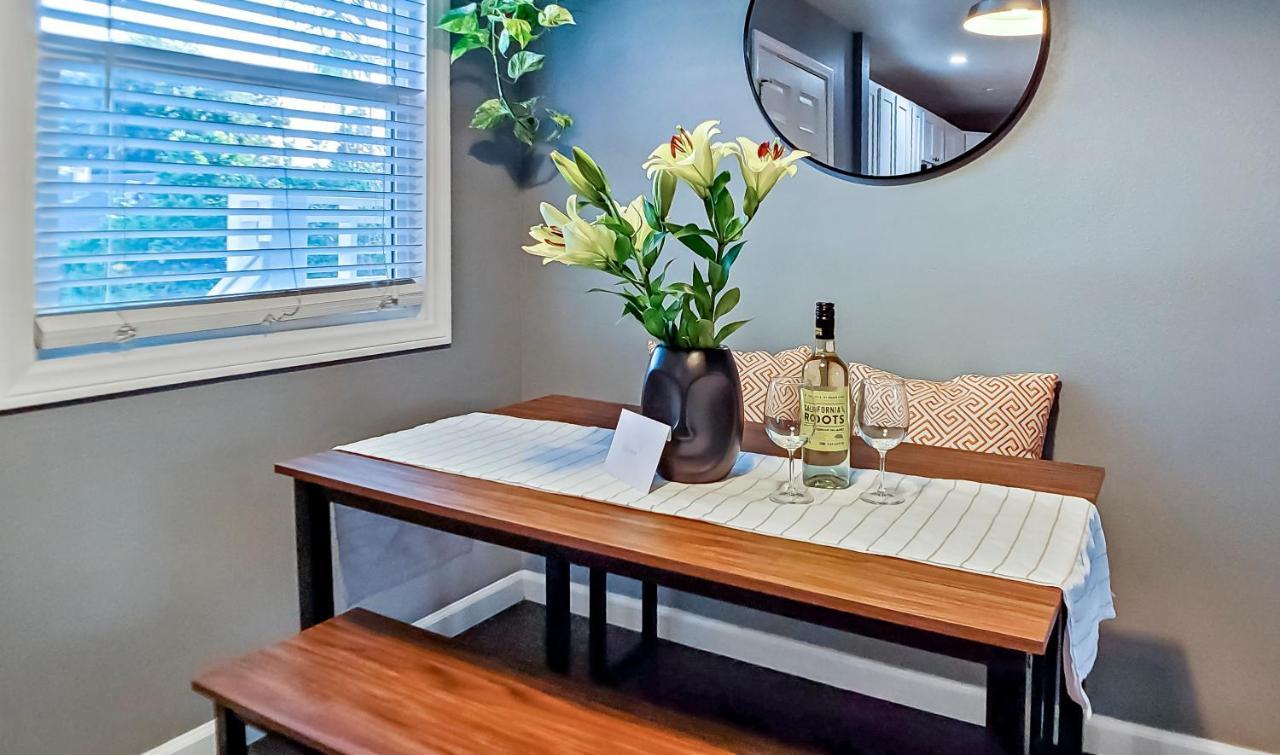 Apartment Located In Historic District Mins To Downtown, Beaches & Convention Center Long Beach Exteriör bild
